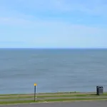 Seaview Large Flat Ideal For Two Families *