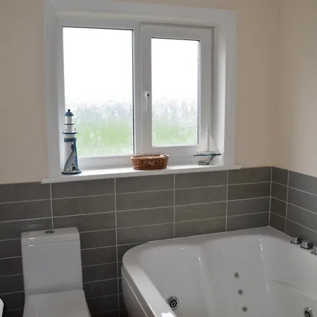 شقة Seaview Large Flat Ideal For Two Families *