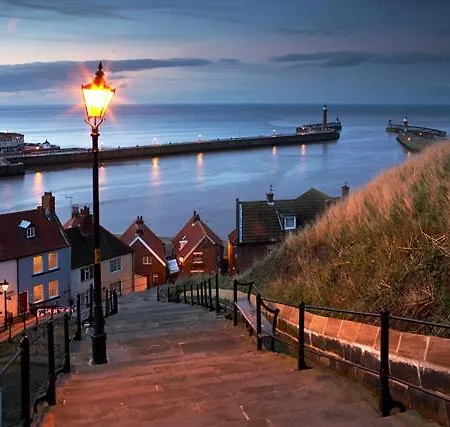 Seaview Large Flat Ideal For Two Families *