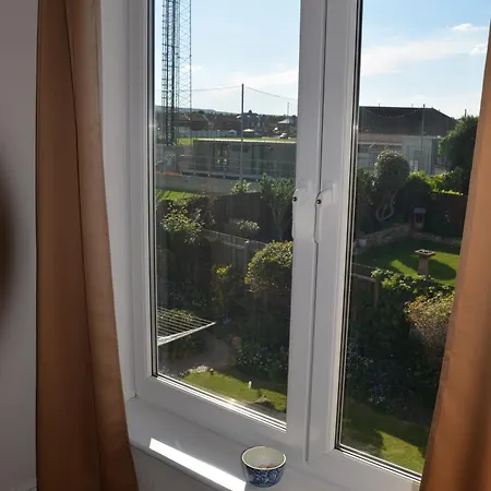 Seaview Large Flat Ideal For Two Families شقة ويتبي