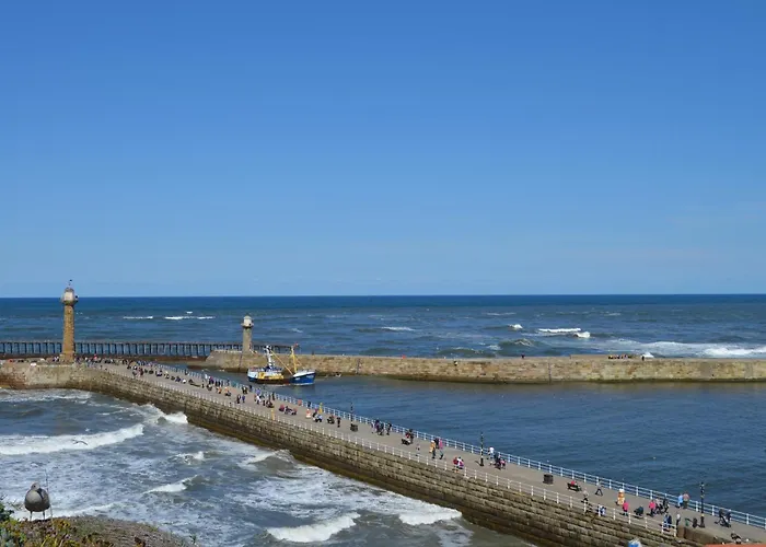 Seaview Large Flat Ideal For Two Families *