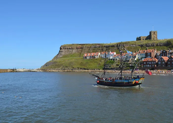 Seaview Large Flat Ideal For Two Families