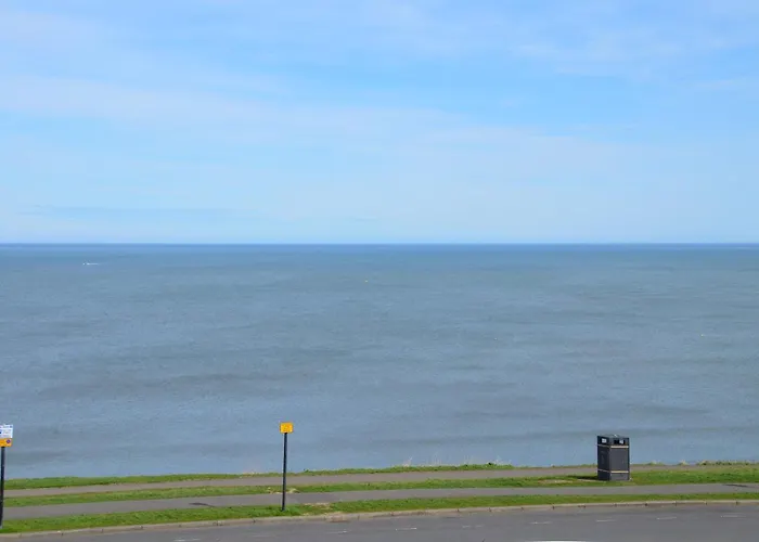 Seaview Large Flat Ideal For Two Families *